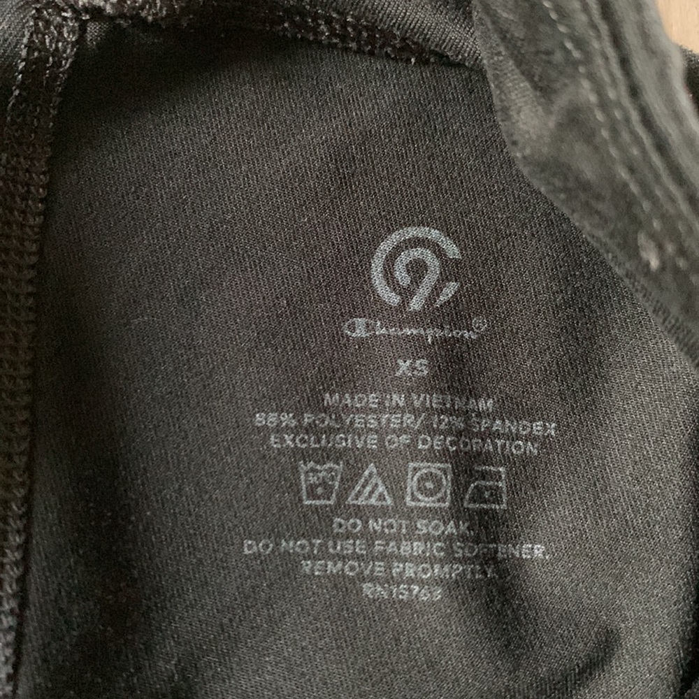 Woman’s Champion leggings - Picture 2 of 4